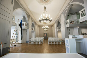Tartu Ülikooli muuseumi valge saal